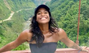 Após 7 horas, corpo de Juliana Marins é resgatado de vulcão na Indonésia