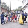 Equipe da NOA trocou pipas por bolas em campanha na manhã desta quarta-feira (25/06).