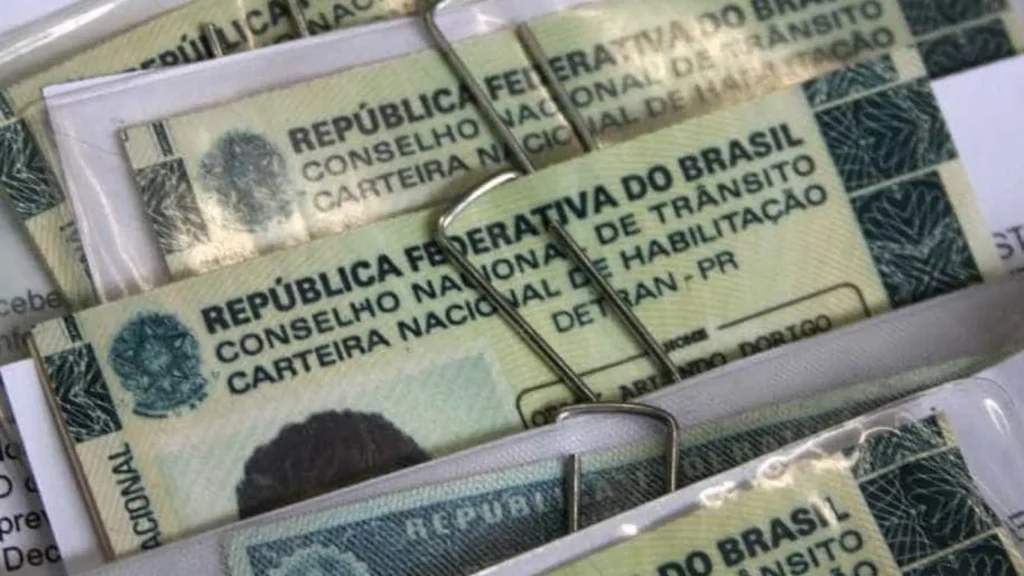 CNH gratuita: veja quem tem direito ao benefício social sancionado por Lula
