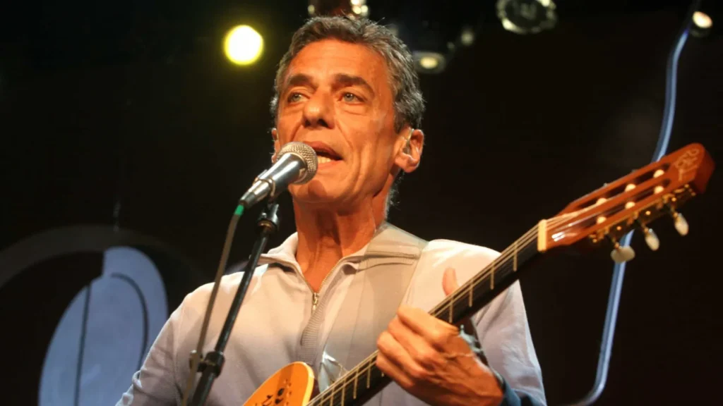 Chico Buarque passa por cirurgia para aliviar pressão intracraniana