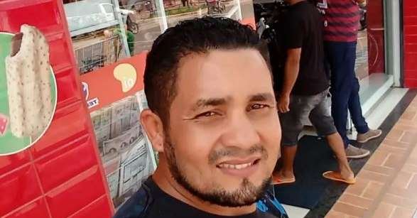 Colisão entre carro e carreta termina com homem morto na PA-252, em Moju