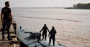 Entenda qual é a diferença entre um semissubmersível e um submarino