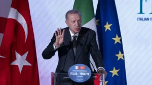 Erdogan avisa: Ofensiva israelense deve criar onda de migração na Europa