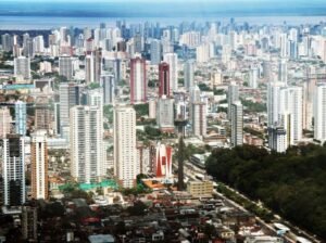 Europeus se surpreendem com o tamanho de Belém durante reunião técnica da COP na Alemanha