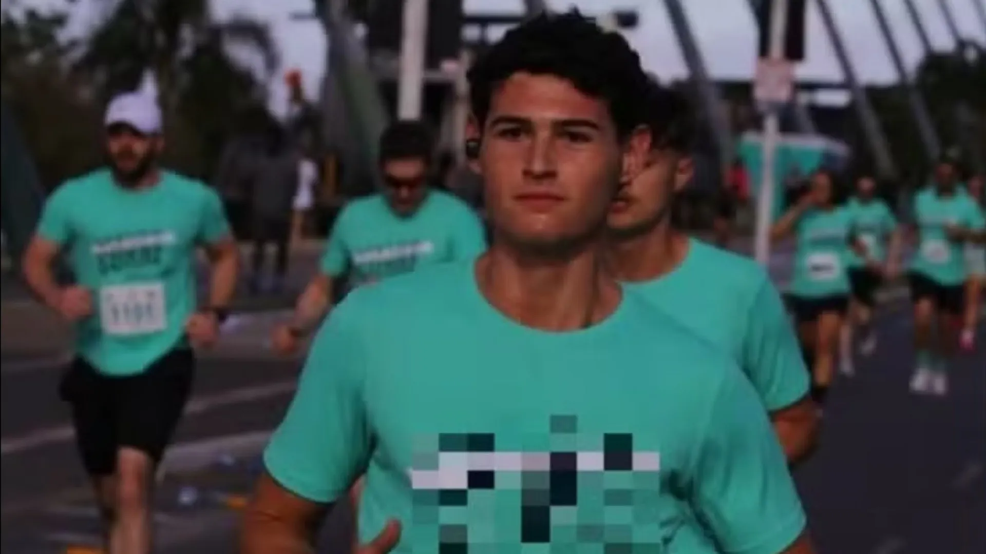 Jovem morre durante maratona em Porto Alegre no dia de seu aniversário de 20 anos