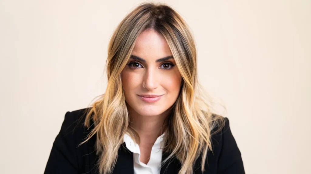 Mari Palma assume namoro com humorista Osmar Campbell dois anos após divórcio
