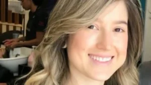 Médico suspeito de matar a mulher envenenada está preso por culpa da mãe, diz advogado