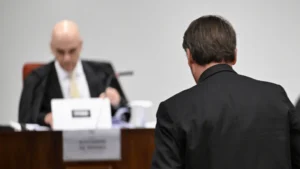Moraes nega pedido de Bolsonaro para anular delação de Cid