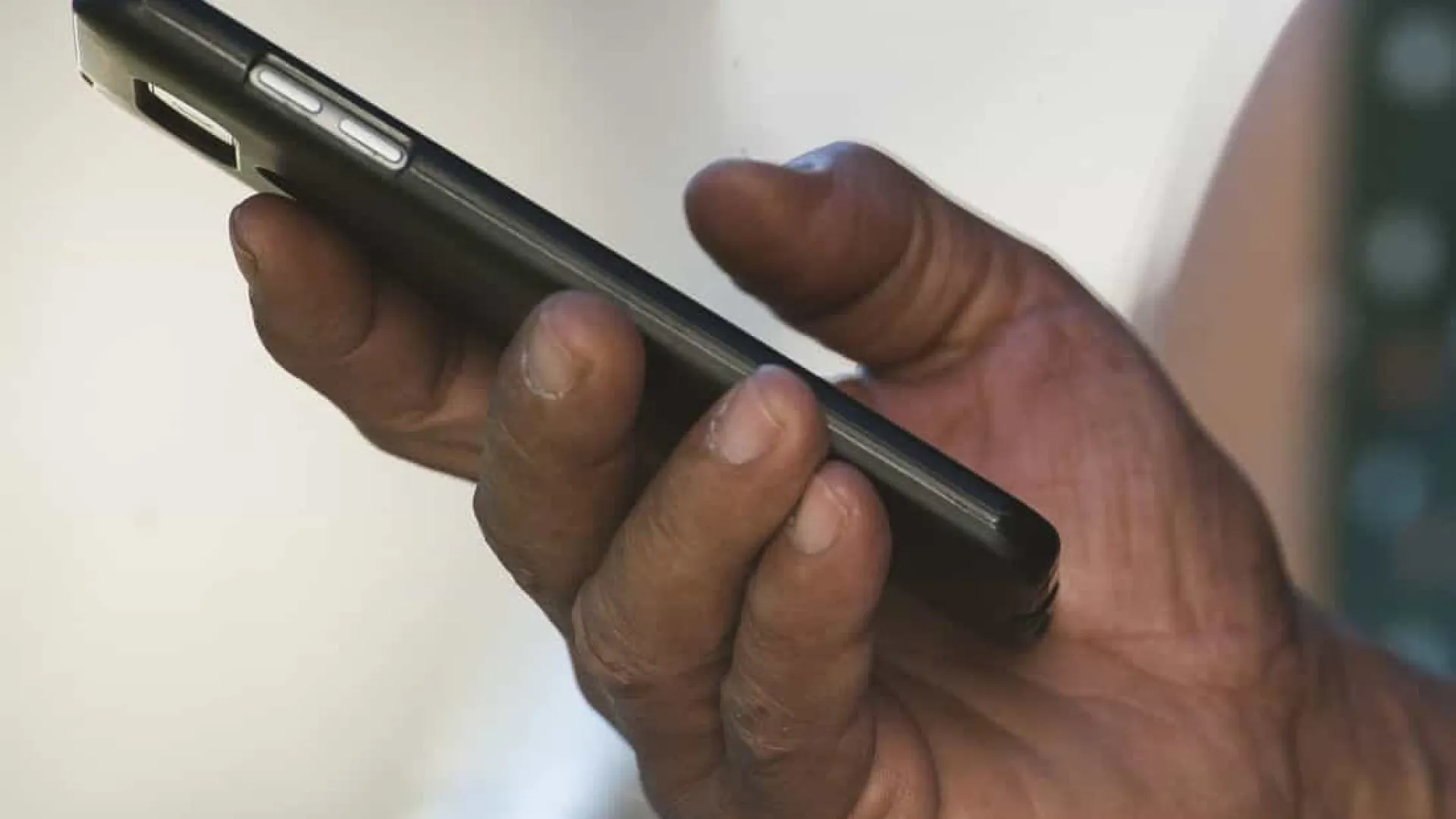 Nordestinos reagem à teste de alerta da Defesa Civil nos celulares: 'Susto'