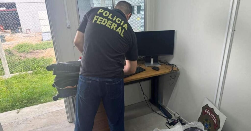 PF prende mulher suspeita de tráfico internacional de drogas em Belém