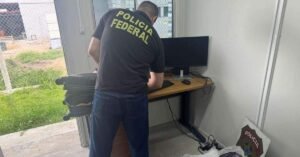 PF prende mulher suspeita de tráfico internacional de drogas em Belém