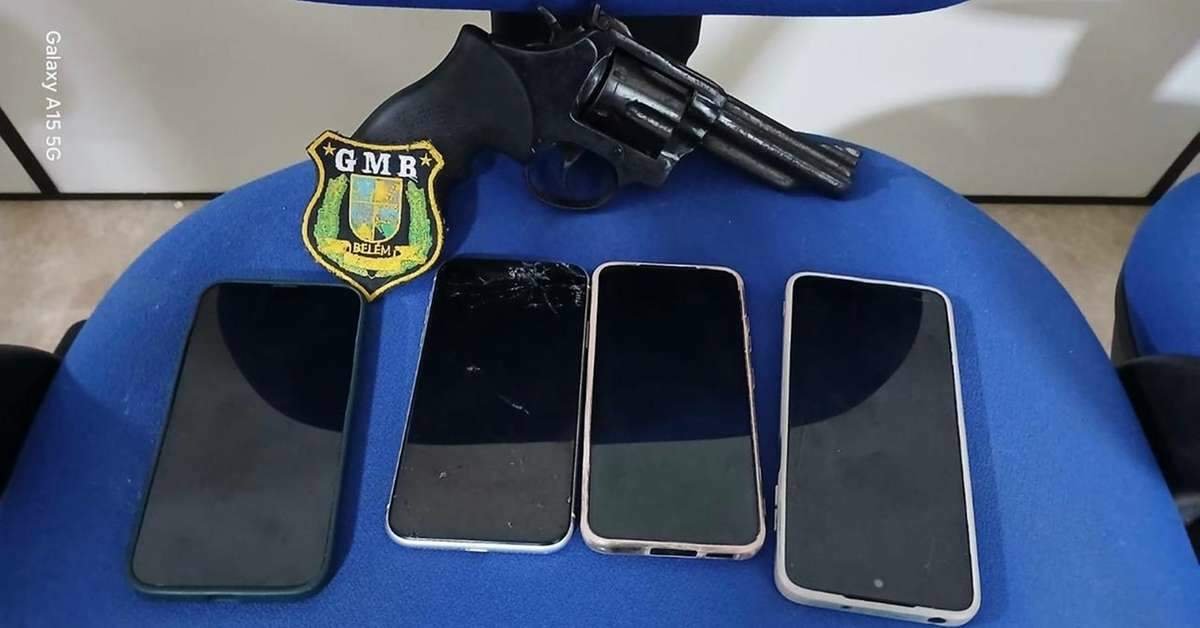 Suspeito de roubo é preso com arma e celulares na Praça Batista Campos, em Belém
