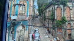 Photo of Travessa histórica no centro de Belém vira retrato do abandono e do descaso