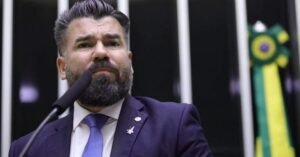 ​‘Armadilha para controlar, não para proteger’, dispara delegado Caveira sobre a PEC da Segurança