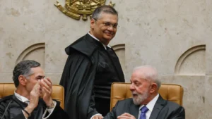 AGU vai ao STF para manter decreto do IOF: 'É constitucional'