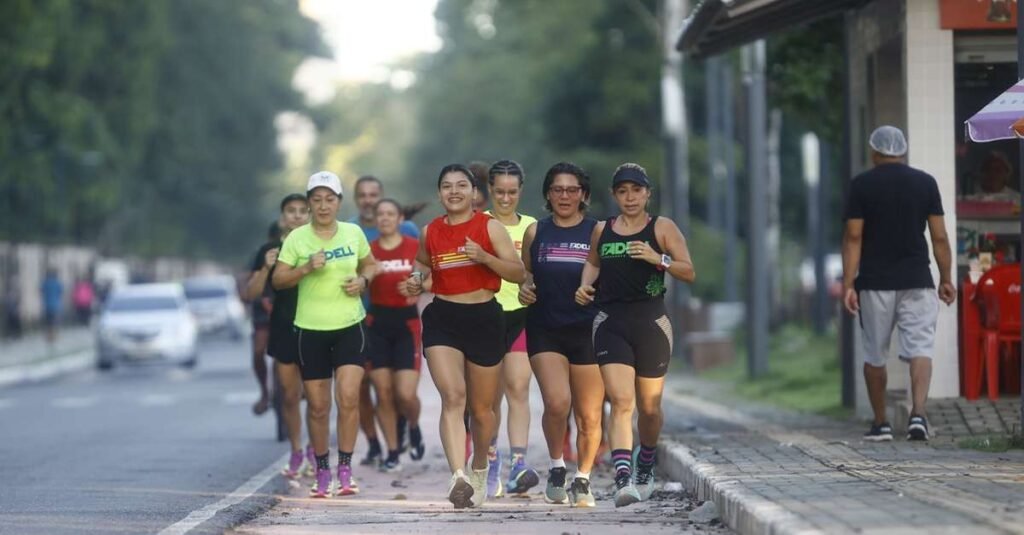 Corredores de rua melhoram qualidade de vida e superam desafios com o esporte