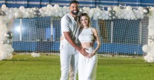 Jogador do Paysandu realiza chá revelação no Estádio da Curuzu e anuncia primeiro filho