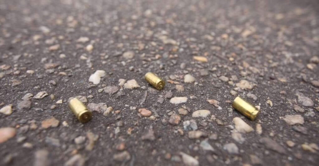 Jovem é baleado por dupla encapuzada em Itaituba