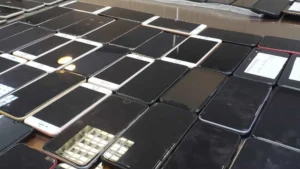 Polícia Civil do Rio devolve 1,4 mil celulares a proprietários