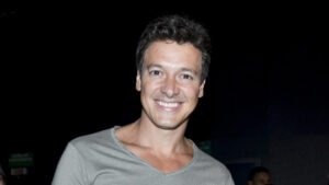 Demitido da Record, Rodrigo Faro diz que 'adoraria' voltar à Globo