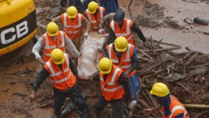 Deslizamento de terra na Índia mata 60 pessoas e deixa 200 desaparecidos
