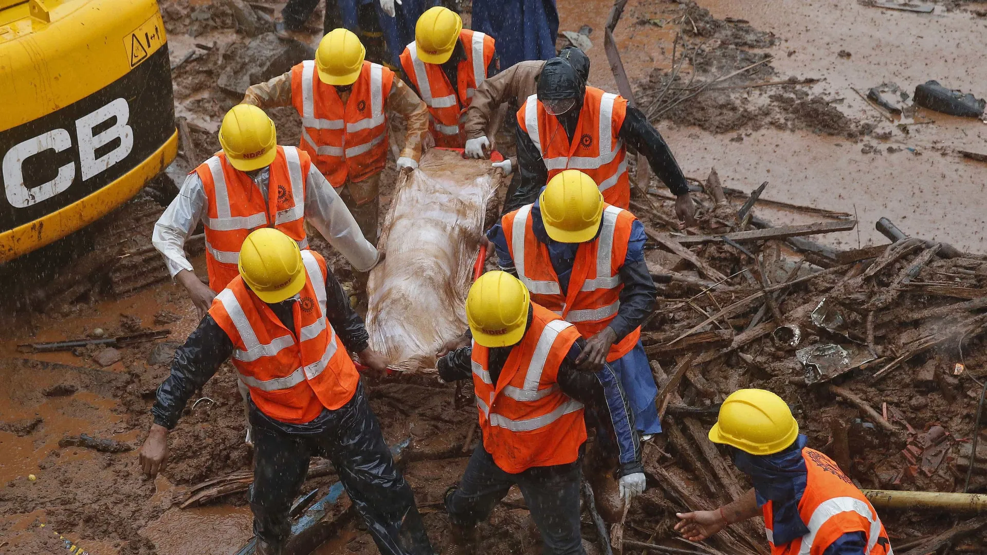 Deslizamento de terra na Índia mata 60 pessoas e deixa 200 desaparecidos