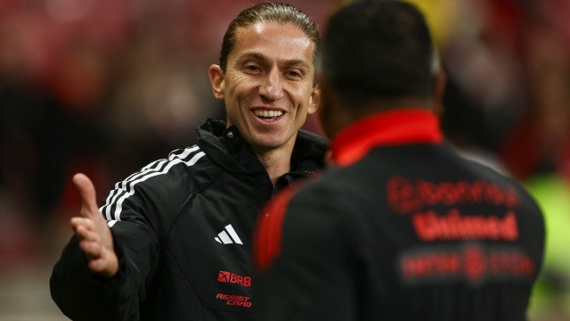 Filipe Luís revela promessa de Rossi após falha no tempo normal: 'Vou classificar o Flamengo'