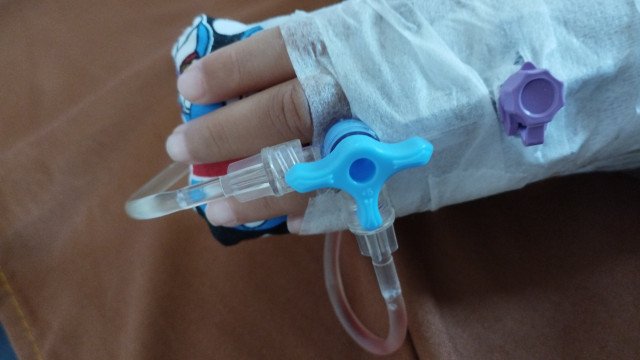 'Estou destruída, parece que tomei a cachaça desse mundo todo', disse vítima de metanol