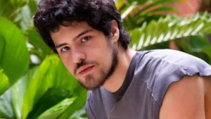 A droga se torna uma válvula de escape, diz Paulo Mendes sobre vício de Raul em 'Três Graças'