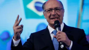 Alckmin participa da abertura da pré-COP em Brasília