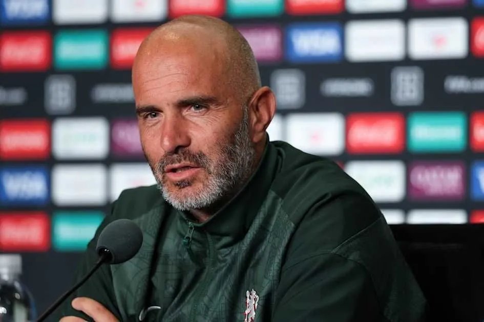 Maresca se revolta com expulsão de Delap em triunfo do Chelsea