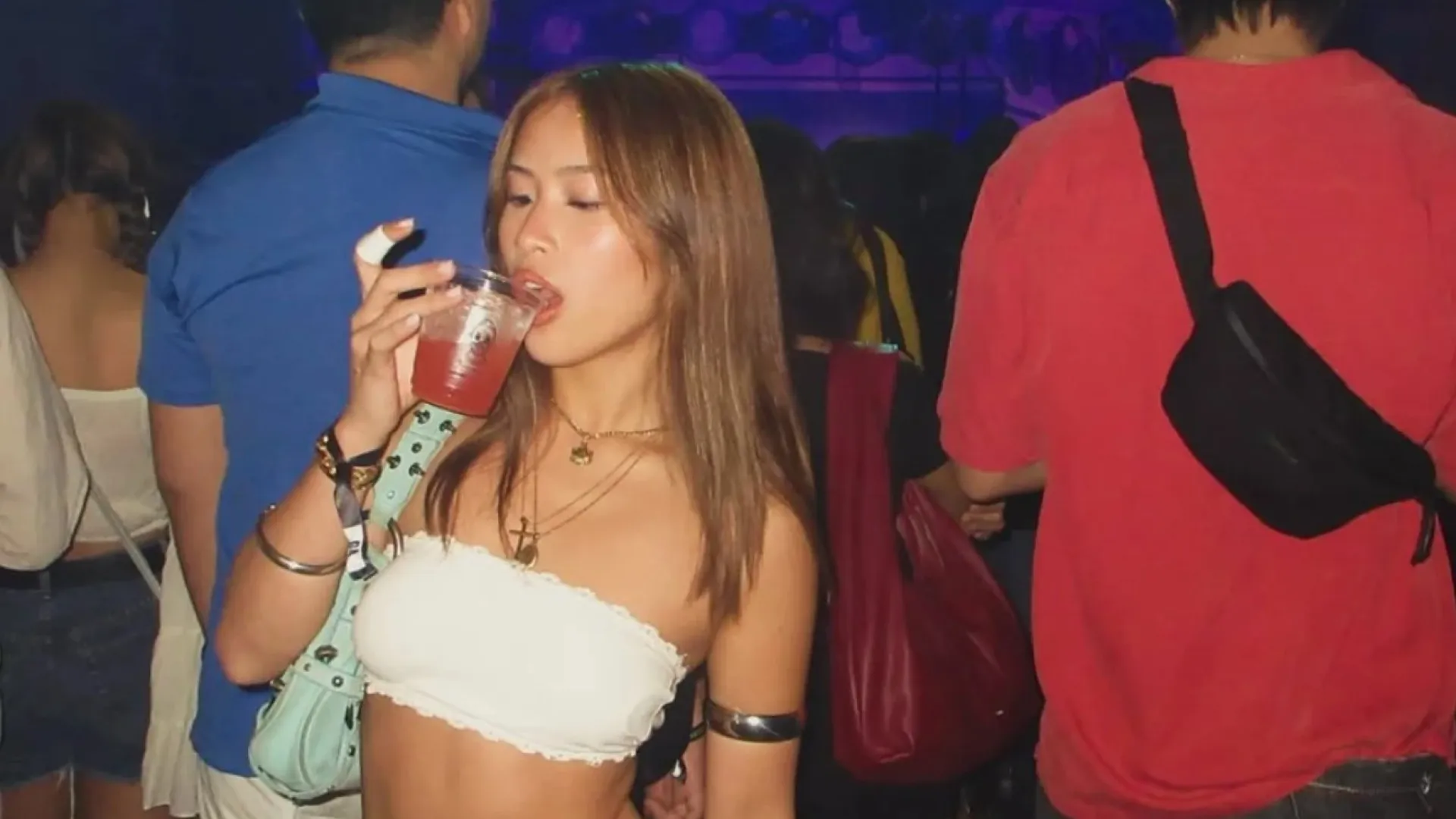 Morre Emman Atienza, estrela do TikTok, aos 19 anos