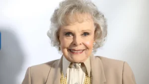 Morre June Lockhart, atriz da 'era dourada' de Hollywood