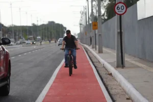 Obra da Nova Rua da Marinha avança e promete melhorar mobilidade entre Augusto Montenegro e Centenário