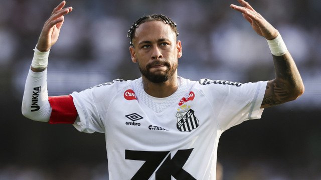 Neymar é relacionado no Santos e Vojvoda reencontra o Fortaleza em jogo decisivo na Vila