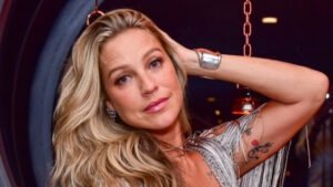 Piovani se revoltada após ter espetáculo cancelado por falta de público