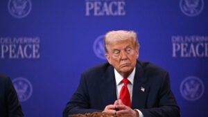 Trump anuncia intervenção militar na Venezuela. Maduro pede