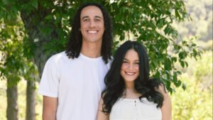 Vanessa Hudgens celebra nascimento do segundo filho