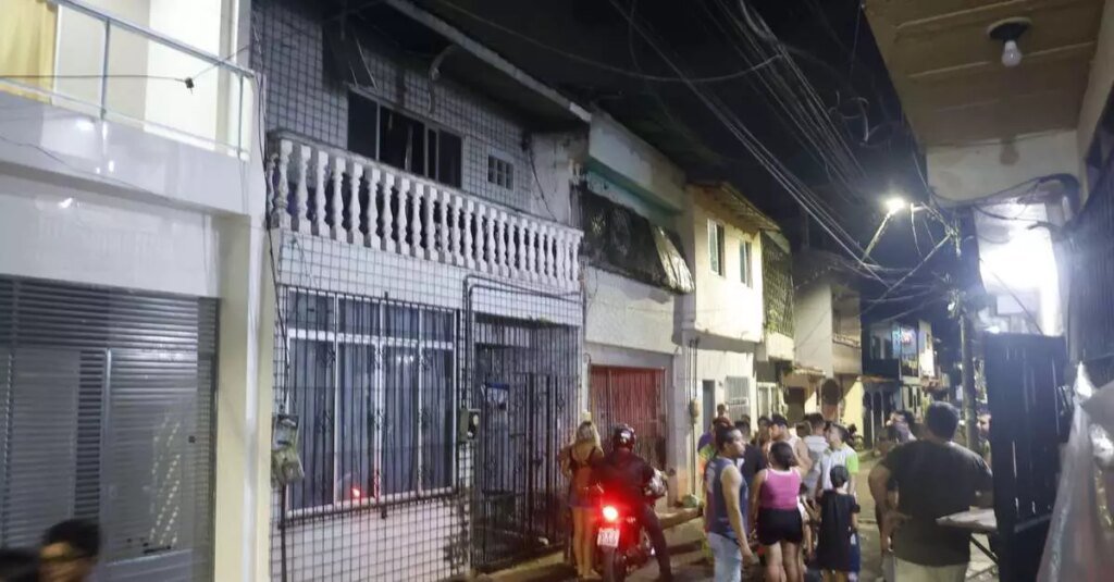 Incêndio atinge cômodo de residência no bairro do Souza, em Belém