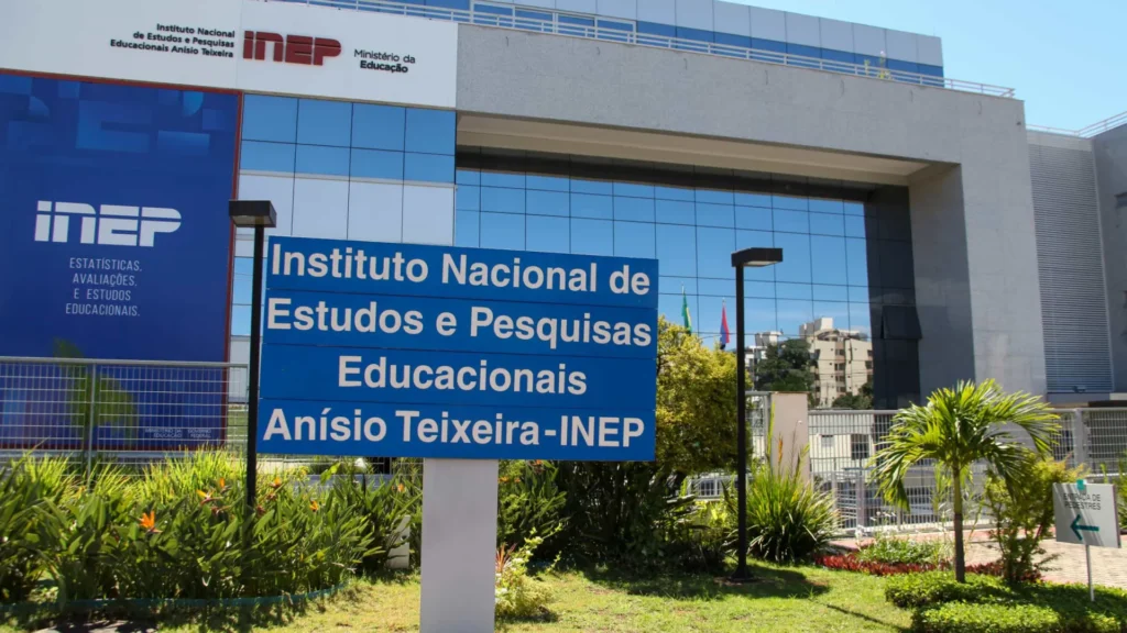 Inep divulga gabaritos finais das questões da PND 2025