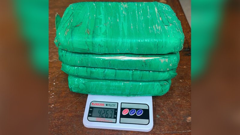 Passageiro de táxi é preso com 4,2 kg de drogas em Goianésia do Pará