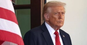 Trump diz que tem a obrigação de processar a BBC após escândalo