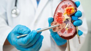 Apenas 10% dos brasileiros lembram que diabetes pode afetar rins, diz Datafolha