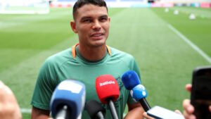 Zagueiro do tetra diz que Thiago Silva merece estar na Copa do Mundo
