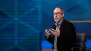 Criador da Wikipedia diz que IA de Musk não é imparcial