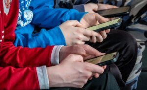 Distrações estão roubando seu foco: veja como recuperar a atenção