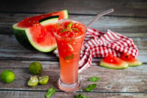 Drinks sem álcool para o verão: 4 opções saudáveis e refrescantes