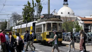 Justiça de Portugal manda Parlamento reescrever lei de nacionalidade