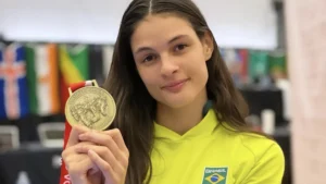 Maria Clara Pacheco e Caio Bonfim são eleitos atletas do ano no Prêmio Brasil Olímpico