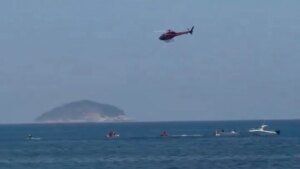 Prefeitura do Rio vai multar empresa de ultraleve que caiu em Copacabana